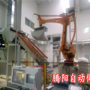 塑料自动破袋机器人既提高了生产效率又保护了环境