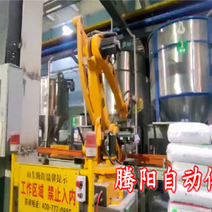 拆包投料新选择，拆包投料机器人让生产效率更上一层楼