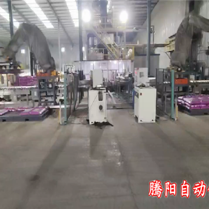 码垛机器人助力企业提质升级